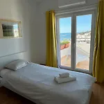 아파트 Fantastic View Over The Sea