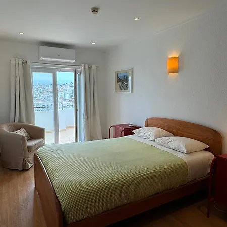 Fantastic View Over The Sea Apartman